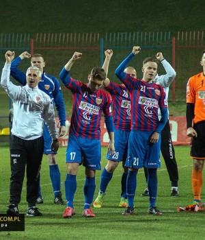 Kolejna wygrana na własnym stadionie !