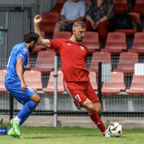 Pilka nozna. Mecz kontrolny. Puszcza Niepolomice - Polonia Bytom. 06.07.2024