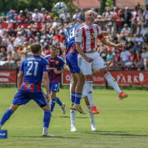 Pilka nozna. Betclic II liga. Pogon Grodzisk Mazowiecki - Polonia Bytom. 20.07.2024