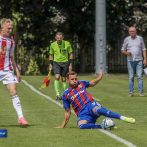 Pilka nozna. Betclic II liga. Pogon Grodzisk Mazowiecki - Polonia Bytom. 20.07.2024