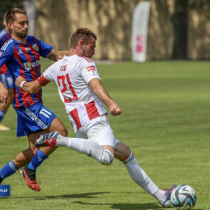 Pilka nozna. Betclic II liga. Pogon Grodzisk Mazowiecki - Polonia Bytom. 20.07.2024