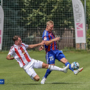 Pilka nozna. Betclic II liga. Pogon Grodzisk Mazowiecki - Polonia Bytom. 20.07.2024