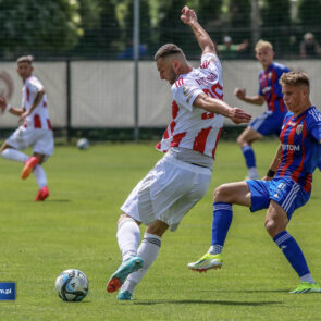 Pilka nozna. Betclic II liga. Pogon Grodzisk Mazowiecki - Polonia Bytom. 20.07.2024