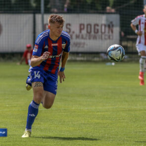 Pilka nozna. Betclic II liga. Pogon Grodzisk Mazowiecki - Polonia Bytom. 20.07.2024