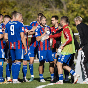 Pilka nozna. Betclic II liga. Wieczysta Krakow - Polonia Bytom. 23.10.2024