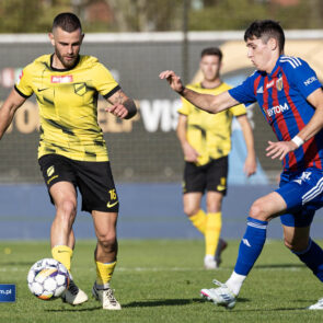 Pilka nozna. Betclic II liga. Wieczysta Krakow - Polonia Bytom. 23.10.2024