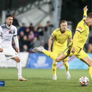 Pilka nozna. Betclic II liga. Polonia Bytom - Hutnik Krakow. 19.10.2024