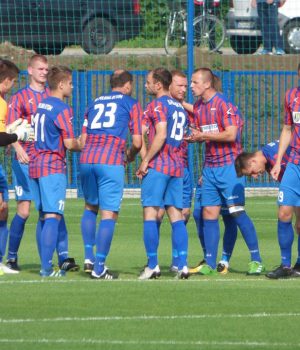 5 strzelonych bramek, 3 zdobyte punkty – Ustroń zdobyty. KS Kuźnia Ustroń – BS Polonia Bytom 2:5 (2:2)