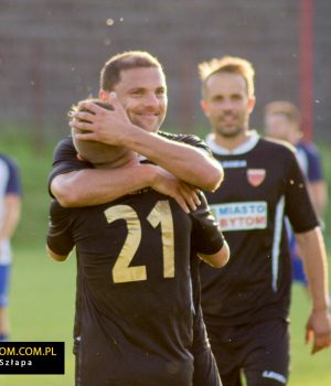 Pokaz siły Polonii przy Olimpijskiej. 25 kolejka Haiz IV ligi BS Polonia Bytom – LKS Goczałkowice-Zdrój 4:1 (1:1)