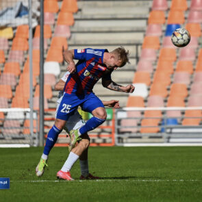 Pilka nozna. Betclic II liga. Rekord Bielsko-Biala - Polonia Bytom. 08.03.2025