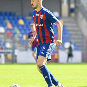Pilka nozna. Betclic II liga. Rekord Bielsko-Biala - Polonia Bytom. 08.03.2025