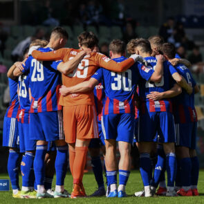 Pilka nozna. Betclic II liga. Rekord Bielsko-Biala - Polonia Bytom. 08.03.2025