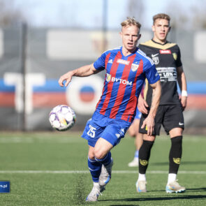 Pilka nozna. Betclic II liga. Polonia Bytom - GKS Jastrzebie. 16.03.2025