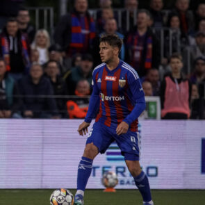 Pilka nozna. Betclic II liga. Polonia Bytom - Wieczysta Krakow. 11.05.2025