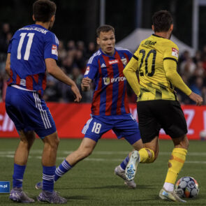 Pilka nozna. Betclic II liga. Polonia Bytom - Wieczysta Krakow. 11.05.2025