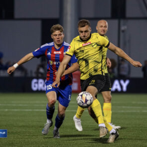 Pilka nozna. Betclic II liga. Polonia Bytom - Wieczysta Krakow. 11.05.2025