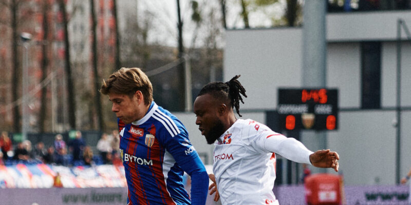 Remis z liderem. Świetny mecz przy P8