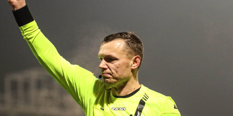 Damian Krumplewski sędzią meczu z Pogonią